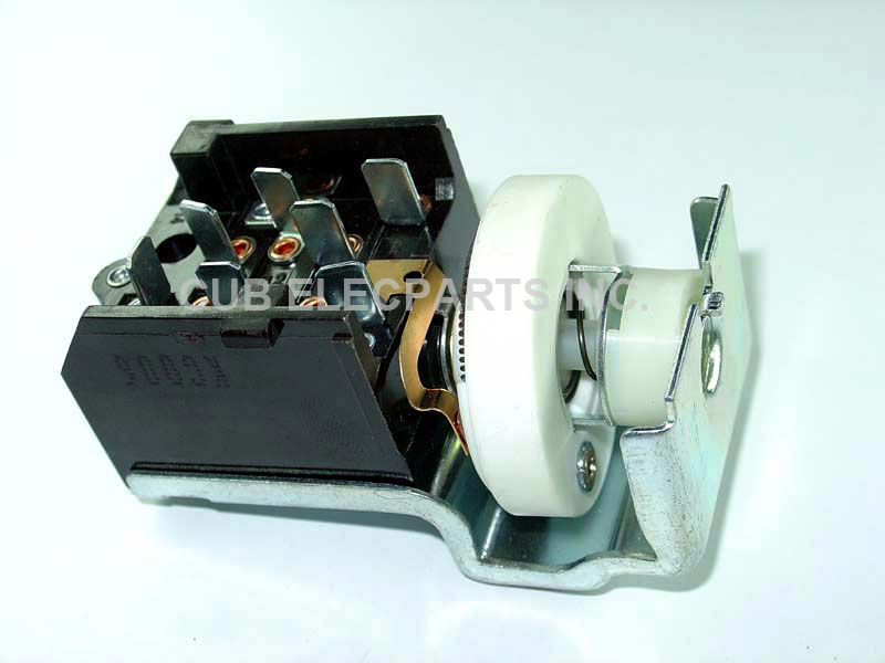 VS-39A014 / B027-014 Headlight Switch Wells:SW187 Standard 